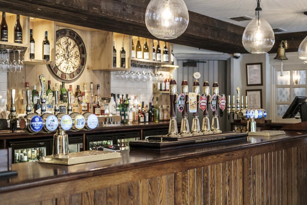 The Princess Royal Farnham  Exterior foto
