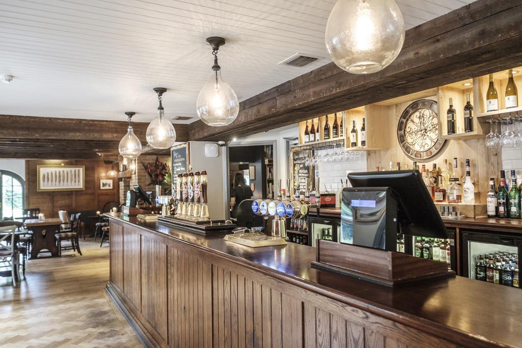 The Princess Royal Farnham  Exterior foto