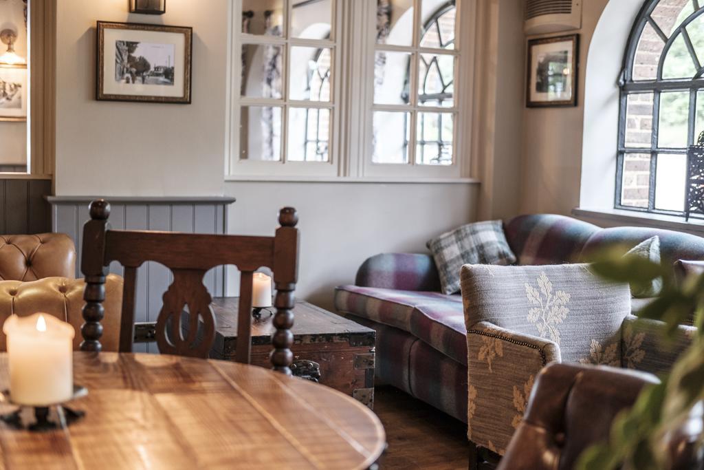 The Princess Royal Farnham  Exterior foto